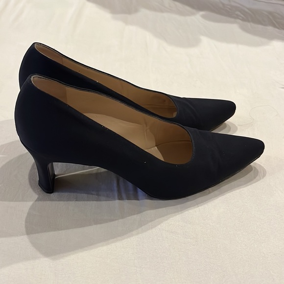 Anne Klein black classy pump 7.5M - Picture 3 of 7
